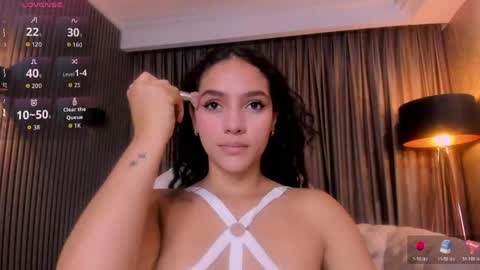 Snapshot of anahi_curlie1 chatting on May 25, 11:05 am Anahi Curlie online show from May 25, 11:05 am