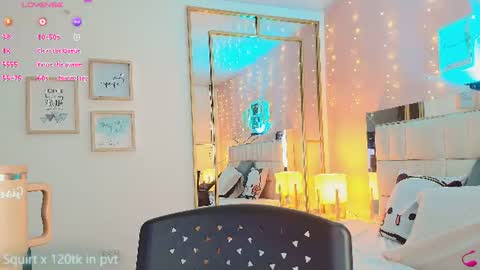Snapshot of anahi_maite chatting on June 27, 12:22 pm Anahi online show from June 27, 12:22 pm