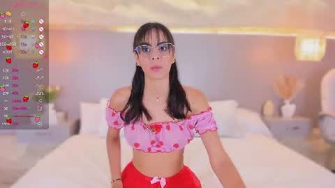 Snapshot of anahinclar chatting on June 18, 12:09 pm Anahin online show from June 18, 12:09 pm