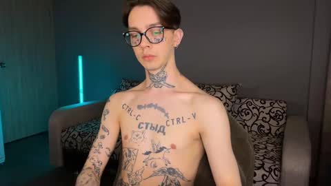 simon online show from March 12, 8:41 pm