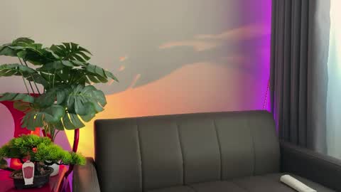 Snapshot of anahori_simon chatting on June 1, 11:39 pm simon online show from June 1, 11:39 pm