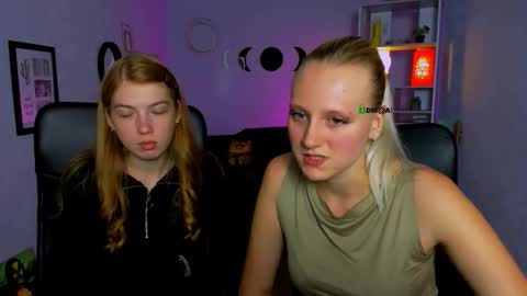 Anais online show from September 12, 12:49 pm