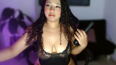 Snapshot of anakiss1 chatting on July 1, 12:34 am help me to get 100 thumps up online show from July 1, 12:34 am