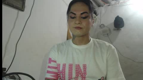 Snapshot of analia_smith chatting on May 13, 5:43 pm Analia smith online show from May 13, 5:43 pm