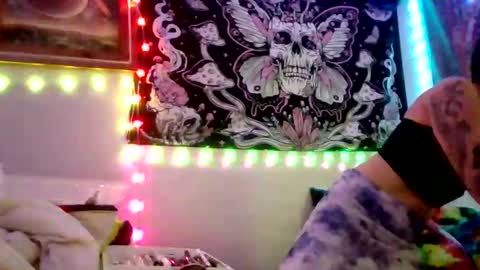 Snapshot of analove_666 chatting on February 15, 5:59 am AnaLove online show from February 15, 5:59 am