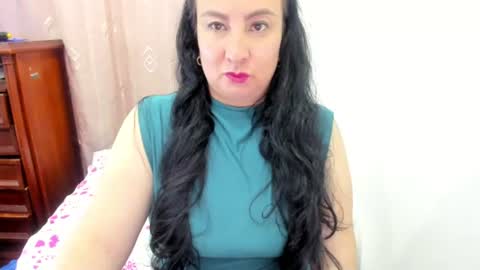 Snapshot of anamaria288 chatting on July 25, 11:57 pm anamaria288 online show from July 25, 11:57 pm
