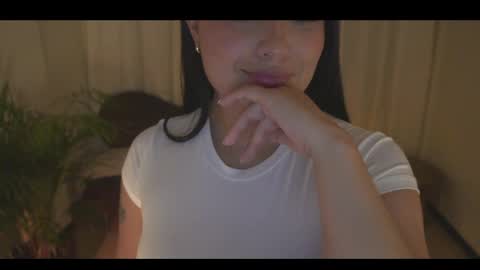 Snapshot of anamarieh chatting on May 27, 7:44 pm Ann online show from May 27, 7:44 pm