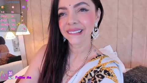 Snapshot of anantaa chatting on May 28, 12:02 pm Ananta online show from May 28, 12:02 pm