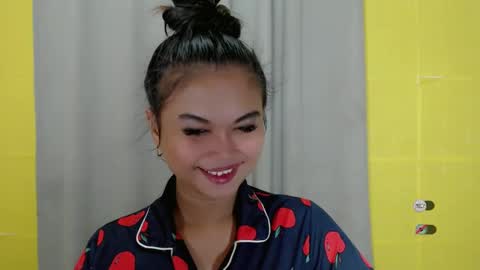 Snapshot of anaruru_ chatting on January 14, 2:22 pm ANA online show from January 14, 2:22 pm