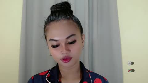 Snapshot of anaruru_ chatting on January 23, 4:15 pm ANA online show from January 23, 4:15 pm