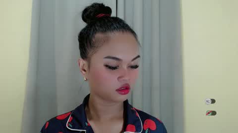 Snapshot of anaruru_ chatting on February 11, 5:07 pm ANA online show from February 11, 5:07 pm