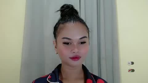 Snapshot of anaruru_ chatting on February 16, 7:49 pm ANA online show from February 16, 7:49 pm