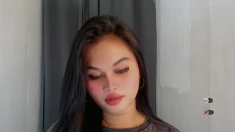 Snapshot of anaruru_ chatting on April 20, 4:43 pm ANA online show from April 20, 4:43 pm