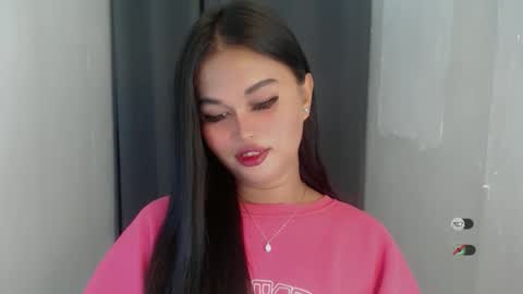 Snapshot of anaruru_ chatting on May 27, 1:08 pm ANA online show from May 27, 1:08 pm