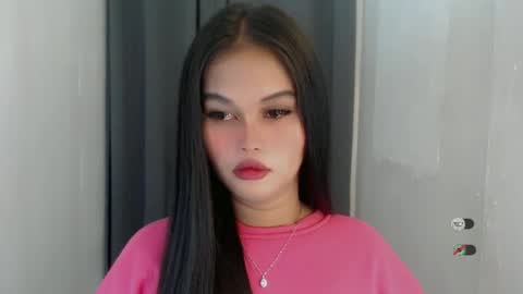 Snapshot of anaruru_ chatting on June 15, 12:40 pm ANA online show from June 15, 12:40 pm