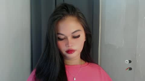 Snapshot of anaruru_ chatting on June 21, 12:30 pm ANA online show from June 21, 12:30 pm