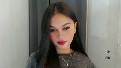 Snapshot of anaruru_ chatting on June 30, 1:45 pm ANA online show from June 30, 1:45 pm