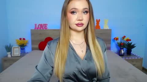 Snapshot of anastacyyellig chatting on March 9, 12:42 am anastacyyellig online show from March 9, 12:42 am