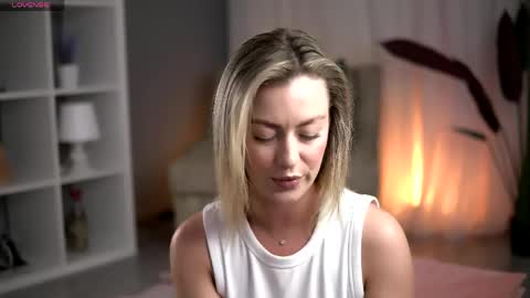 AnastasiaMills online show from May 14, 6:47 pm