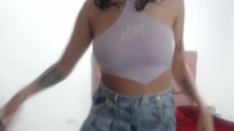 Snapshot of anasweet_69 chatting on April 12, 10:37 pm ANA online show from April 12, 10:37 pm