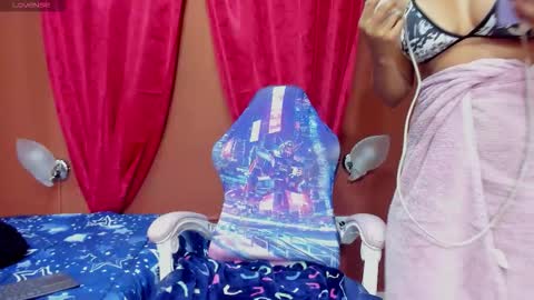 anazztasia_squirt online show from February 10, 6:45 pm