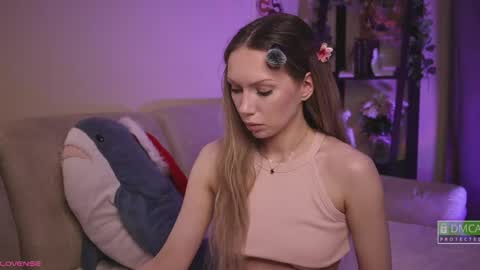   online show from April 16, 1:12 pm