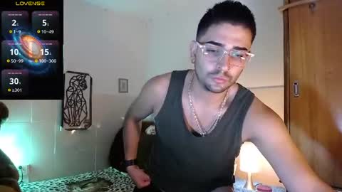 Snapshot of andders_ chatting on June 10, 12:11 am Anders online show from June 10, 12:11 am
