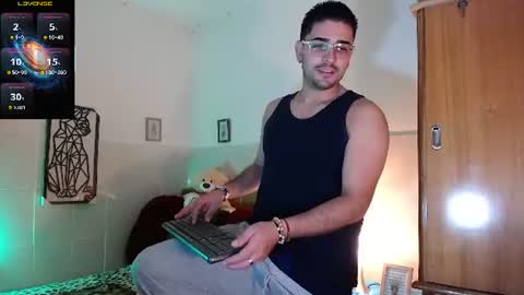 Snapshot of andders_ chatting on June 17, 5:58 pm Anders online show from June 17, 5:58 pm