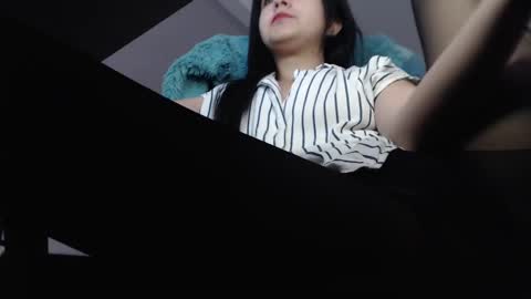   online show from January 17, 11:06 am