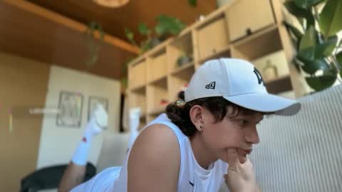 Snapshot of anddres_boss chatting on September 25, 7:56 am Tell Me ANDRESS ----- online show from September 25, 7:56 am