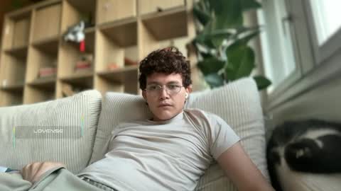 Snapshot of anddres_boss chatting on November 4, 4:06 pm Tell Me ANDRESS ----- online show from November 4, 4:06 pm