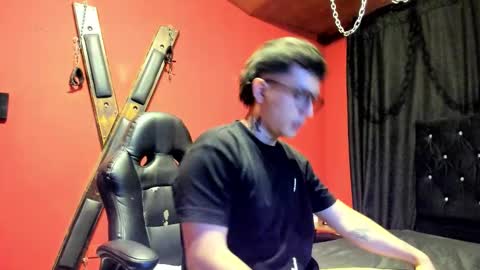 Snapshot of anddy024_ chatting on December 20, 4:41 am andy online show from December 20, 4:41 am