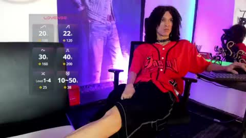 Snapshot of anddy_hugecock chatting on June 22, 1:41 pm anddy_hugecock online show from June 22, 1:41 pm