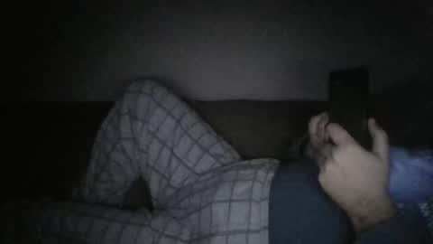 Snapshot of andellus chatting on January 6, 10:23 pm andellus online show from January 6, 10:23 pm