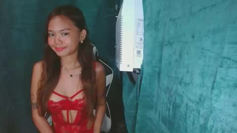 andiaprecious_ online show from April 23, 12:51 pm