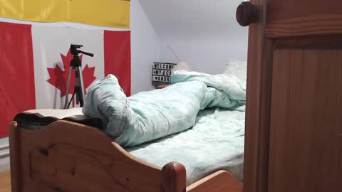 Snapshot of andre124231 chatting on December 8, 4:14 am Andre online show from December 8, 4:14 am