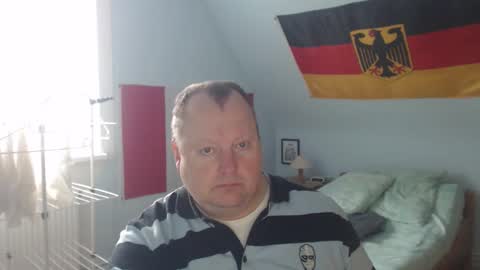 Snapshot of andre124231 chatting on September 26, 9:35 am Andre online show from September 26, 9:35 am