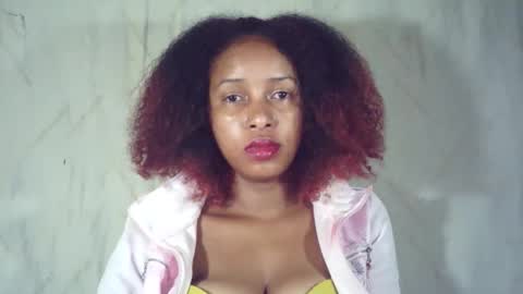 andre415913 online show from February 12, 3:23 am