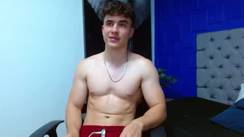 Snapshot of andre_parker chatting on March 9, 12:00 am Andre Parker online show from March 9, 12:00 am