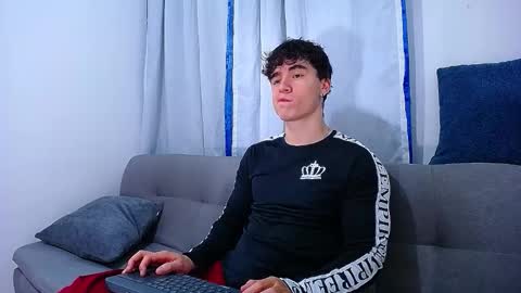 Snapshot of andre_parker chatting on September 14, 11:15 pm Andre Parker online show from September 14, 11:15 pm