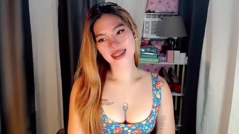 Snapshot of andrea06121998 chatting on April 28, 12:32 pm andrea06121998 online show from April 28, 12:32 pm