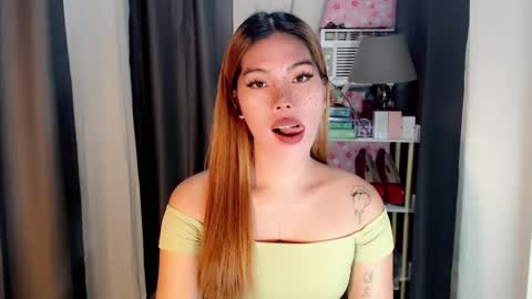 Snapshot of andrea06121998 chatting on April 29, 5:30 pm andrea06121998 online show from April 29, 5:30 pm