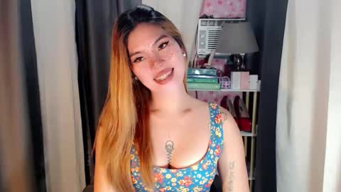 Snapshot of andrea06121998 chatting on April 30, 4:02 pm andrea06121998 online show from April 30, 4:02 pm