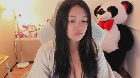 Snapshot of andrea_bonnie chatting on March 30, 9:54 am andrea_bonnie online show from March 30, 9:54 am