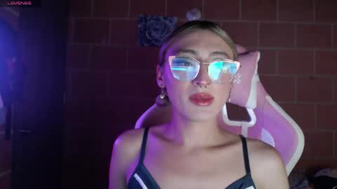 Andrea  online show from April 20, 10:44 pm