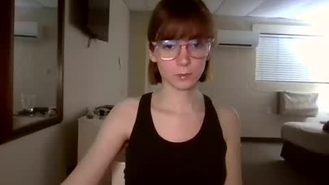 andrea online show from March 12, 3:57 am