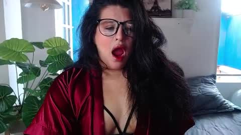 Snapshot of andrea_secret_ chatting on April 22, 2:07 pm ANDREA online show from April 22, 2:07 pm