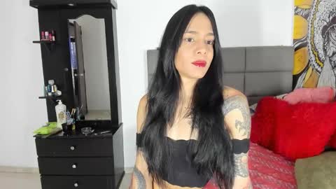 ANDREA online show from February 5, 5:06 pm