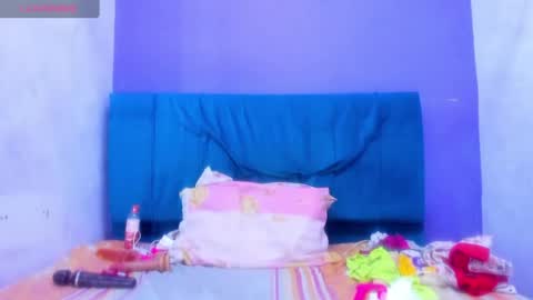 Snapshot of andrealopezaenmar chatting on June 28, 1:11 am andrealopezaenmar online show from June 28, 1:11 am