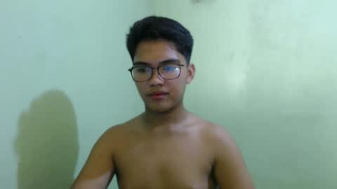 Snapshot of andreaobsessionxx chatting on April 20, 3:37 pm andreaobsessionxx online show from April 20, 3:37 pm